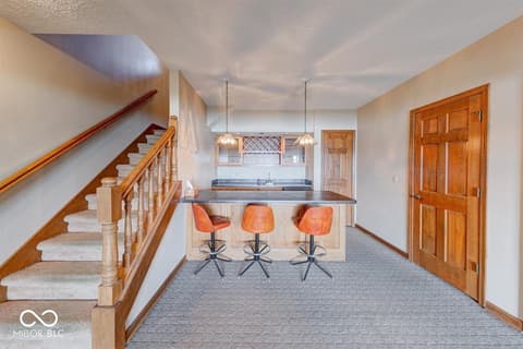 Photo of 109 Edgewater Drive, Noblesville, IN