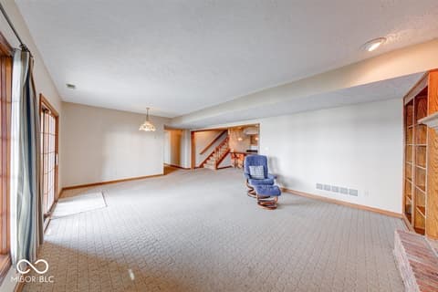 Photo of 109 Edgewater Drive, Noblesville, IN
