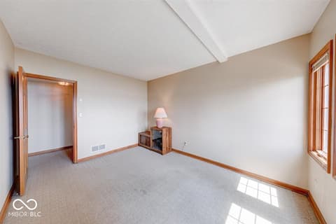 Photo of 109 Edgewater Drive, Noblesville, IN