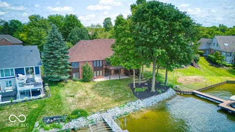 Photo of 109 Edgewater Drive, Noblesville, IN