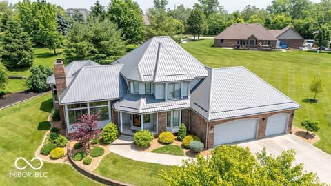 4416 Lakeshore Drive