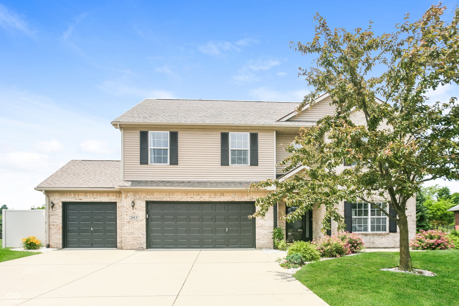 Front exterior at 2913 Mayor Drive, Kokomo, IN