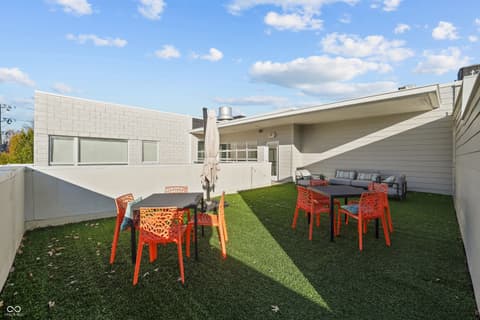 Yard at 932 N Broadway Street, Indianapolis, IN
