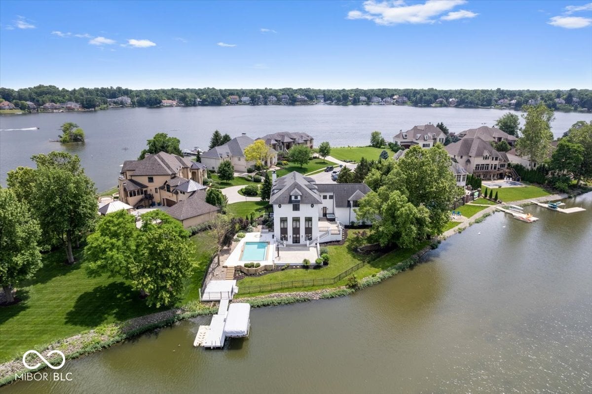 Photo of 12208 Island Drive, Indianapolis, IN