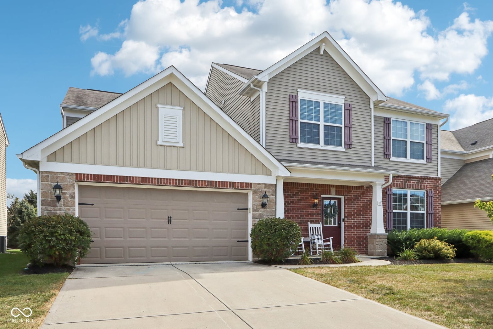 Front exterior at 14453 Glapthorn Road, Fishers, IN