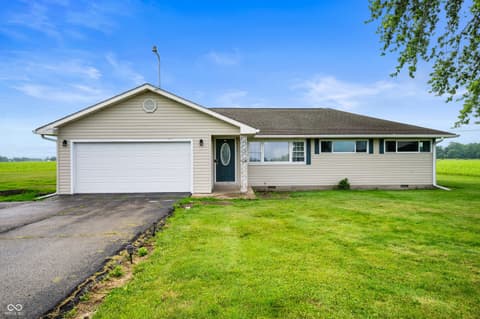 10500 S County Road 200 W