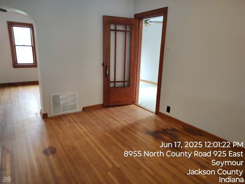 Photo of 8955 N County Road 925 E, Seymour, IN