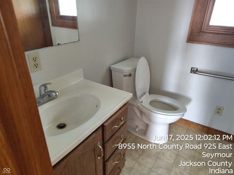 Photo of 8955 N County Road 925 E, Seymour, IN