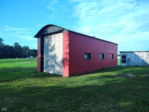 Photo of 8955 N County Road 925 E, Seymour, IN