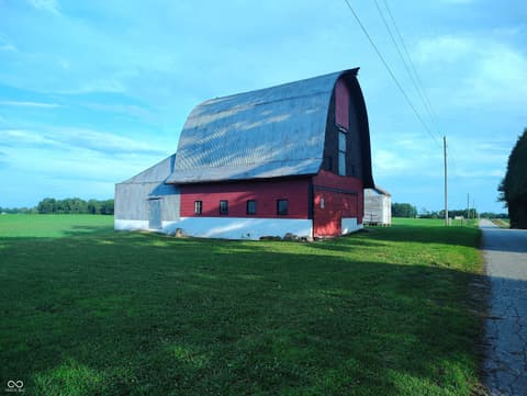 Photo of 8955 N County Road 925 E, Seymour, IN