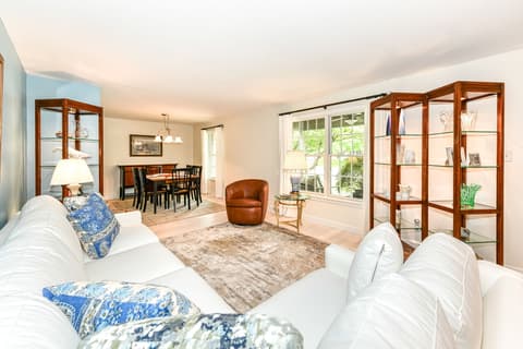 Photo of 1237 Driftwood Drive, Carmel, IN