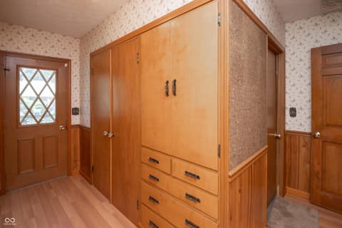 Closet — 660 East Drive, Seymour, IN