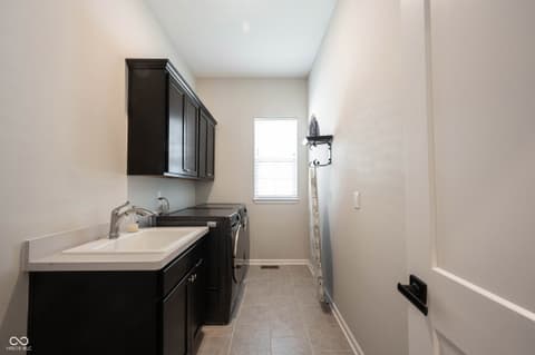 Photo of 1872 Wellpark Drive, Westfield, IN