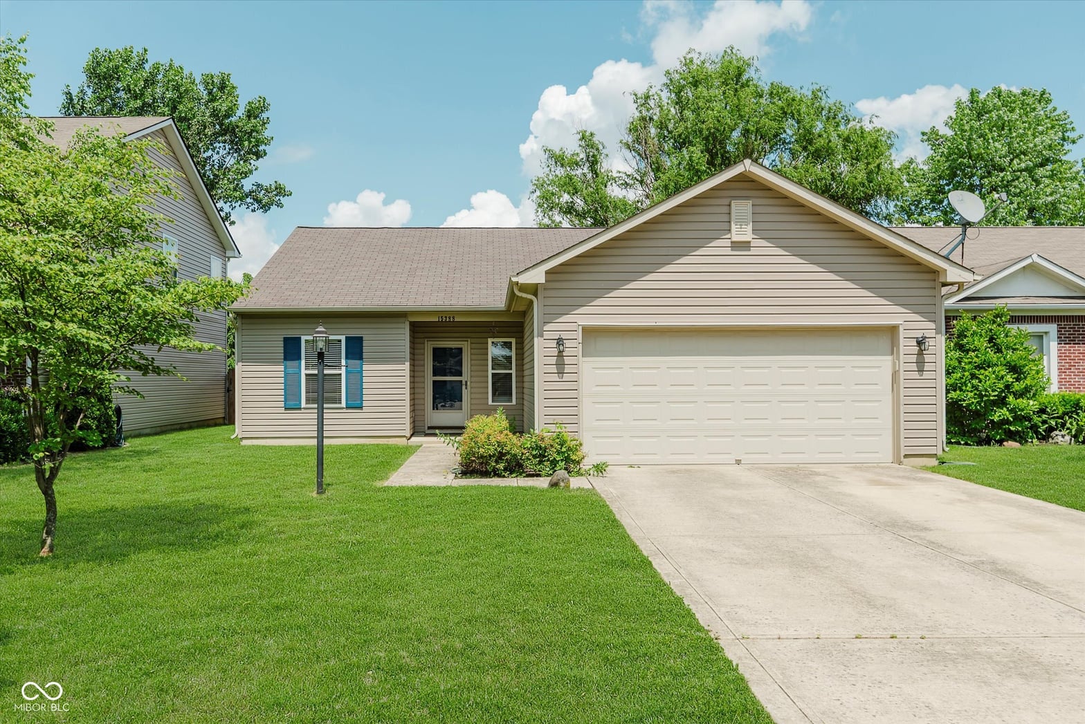 Front exterior at 15388 Dry Creek Road, Noblesville, IN