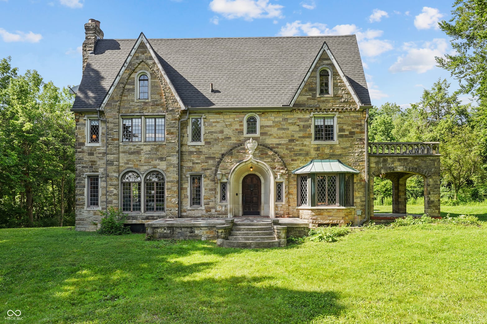 Photo of 2421 W 39th Street, Indianapolis, IN