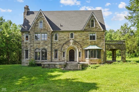 2421 W 39th Street