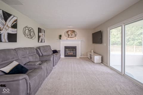 Photo of 13074 Lansdowne Drive, Fishers, IN