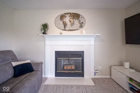 Photo of 13074 Lansdowne Drive, Fishers, IN