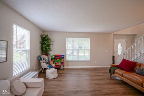 Photo of 13074 Lansdowne Drive, Fishers, IN