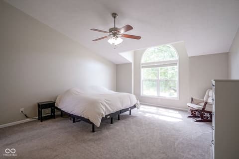 Photo of 13074 Lansdowne Drive, Fishers, IN