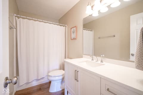Photo of 13074 Lansdowne Drive, Fishers, IN