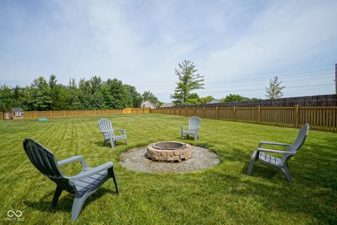 Photo of 13074 Lansdowne Drive, Fishers, IN