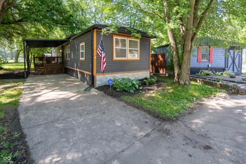 71 E Cove Court