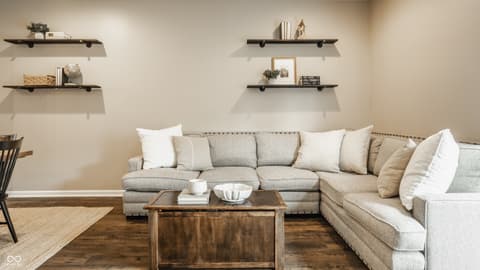 Living room at 17183 Petersfield Lane, Westfield, IN