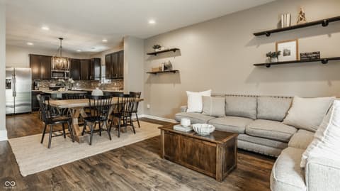 Living room at 17183 Petersfield Lane, Westfield, IN