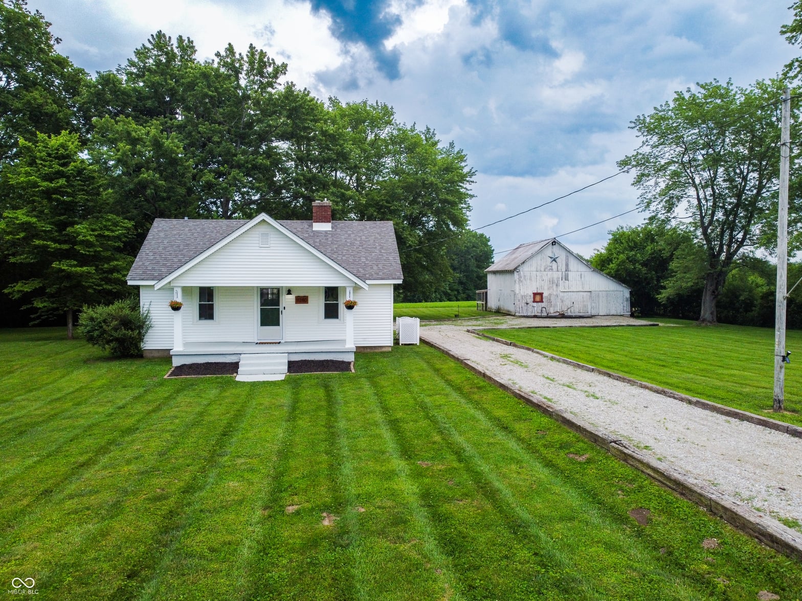 Photo of 11280 N Division Road, Fountaintown, IN