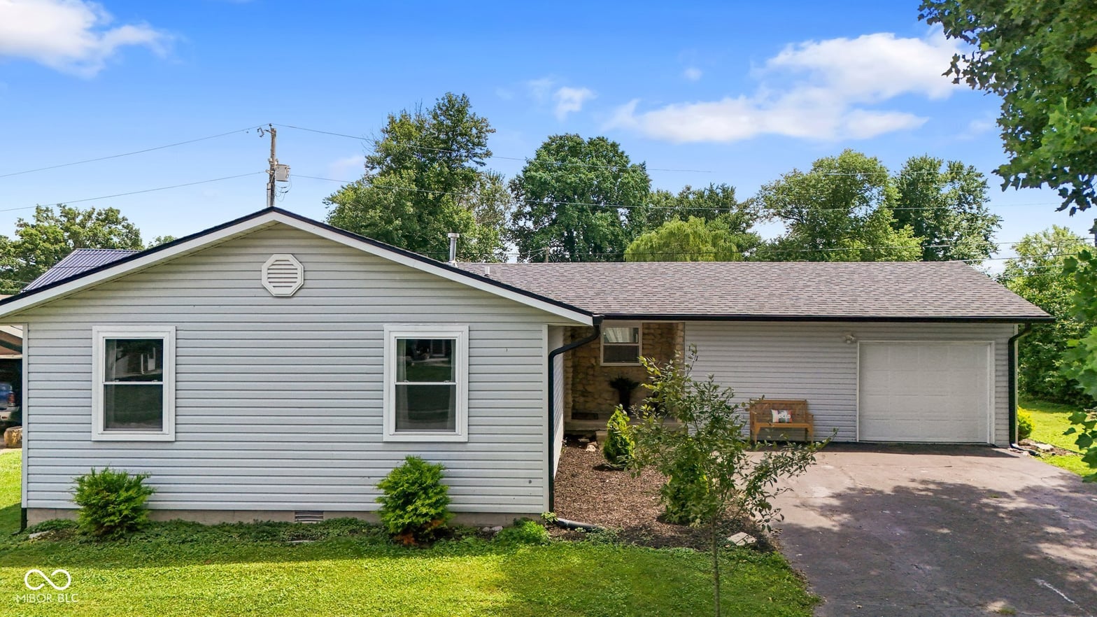 Photo of 121 Hooton Boulevard, Madison, IN