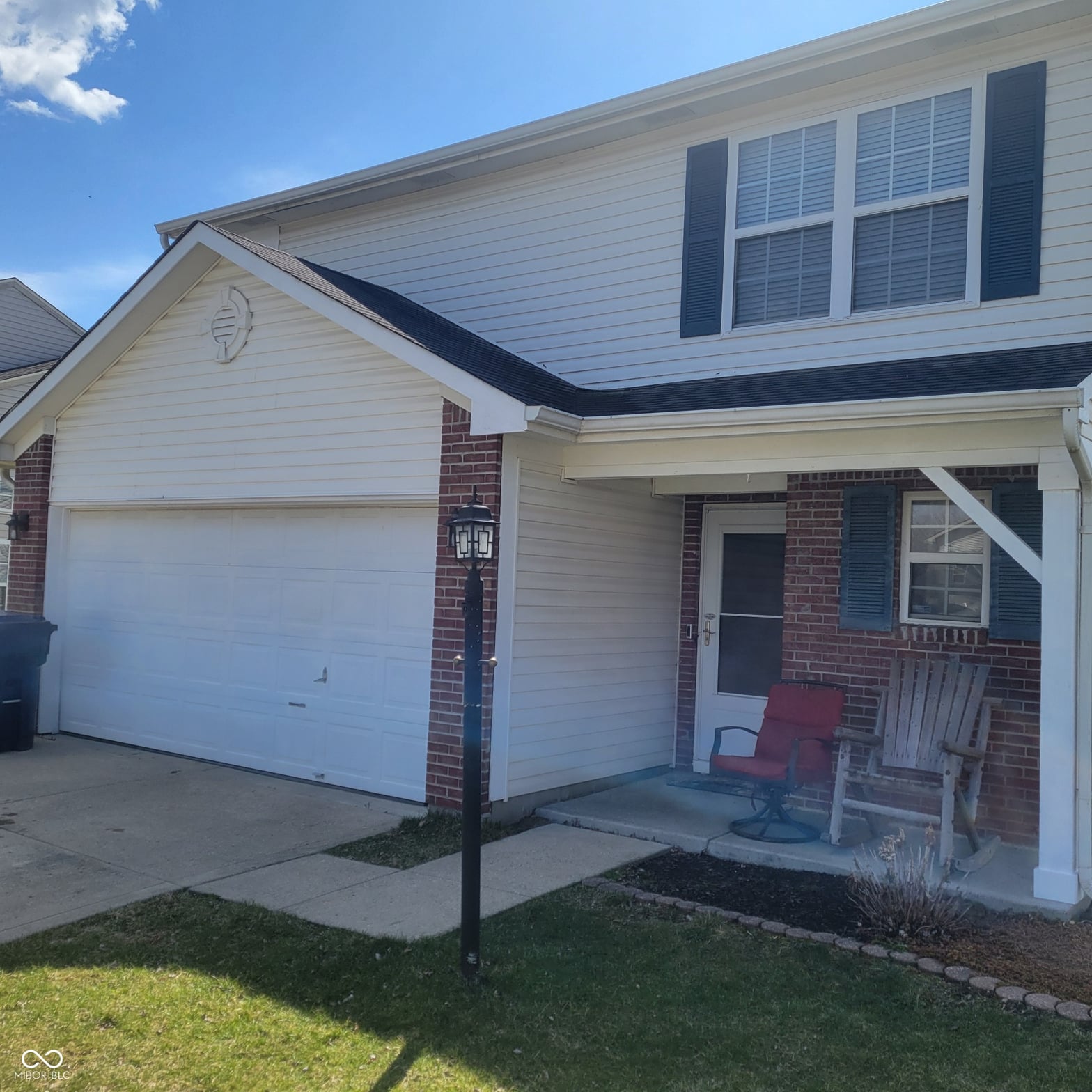 Front exterior at 11985 Cat Tail Court, Noblesville, IN