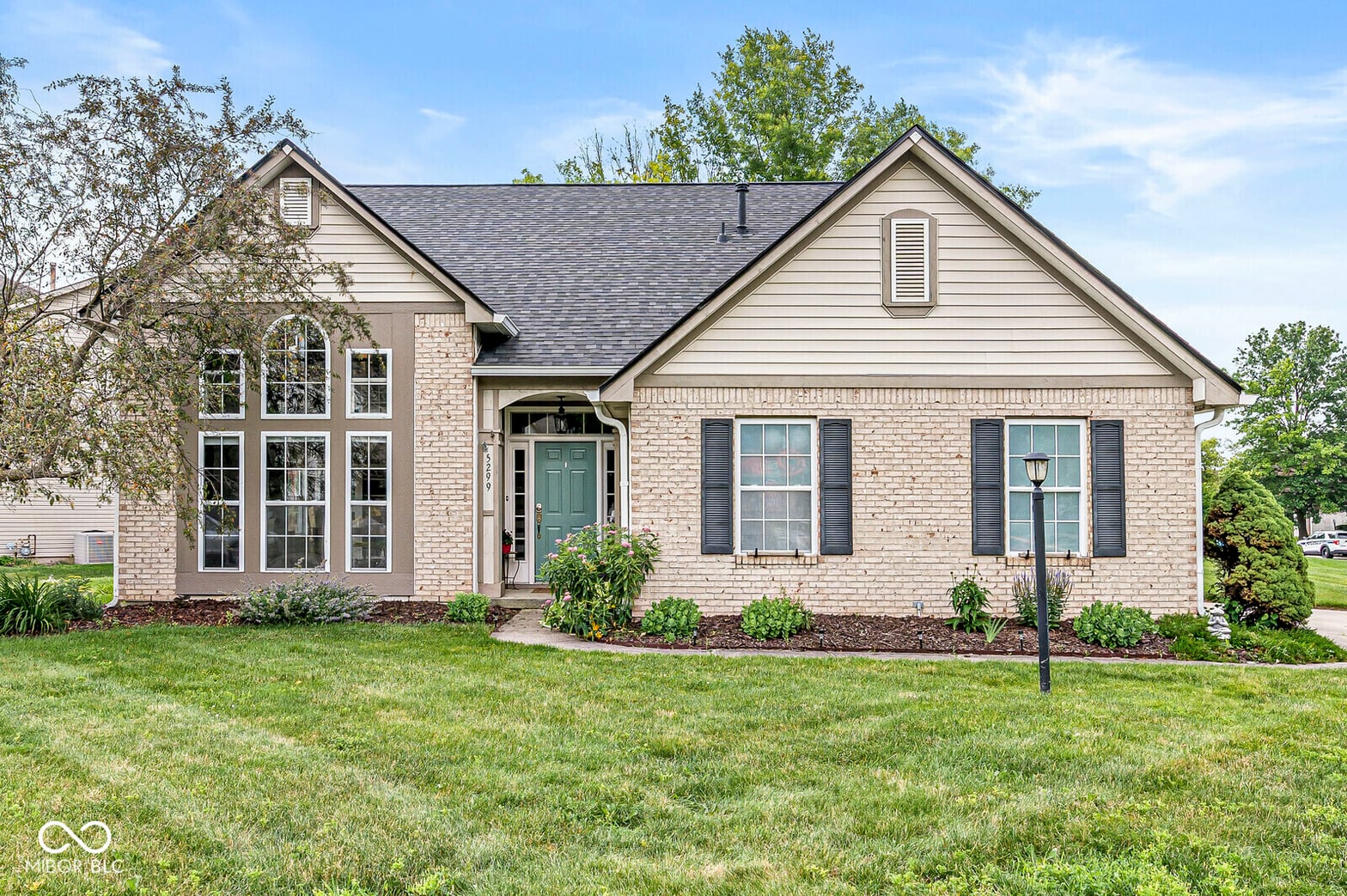 Photo of 5299 Breakers Way, Carmel, IN