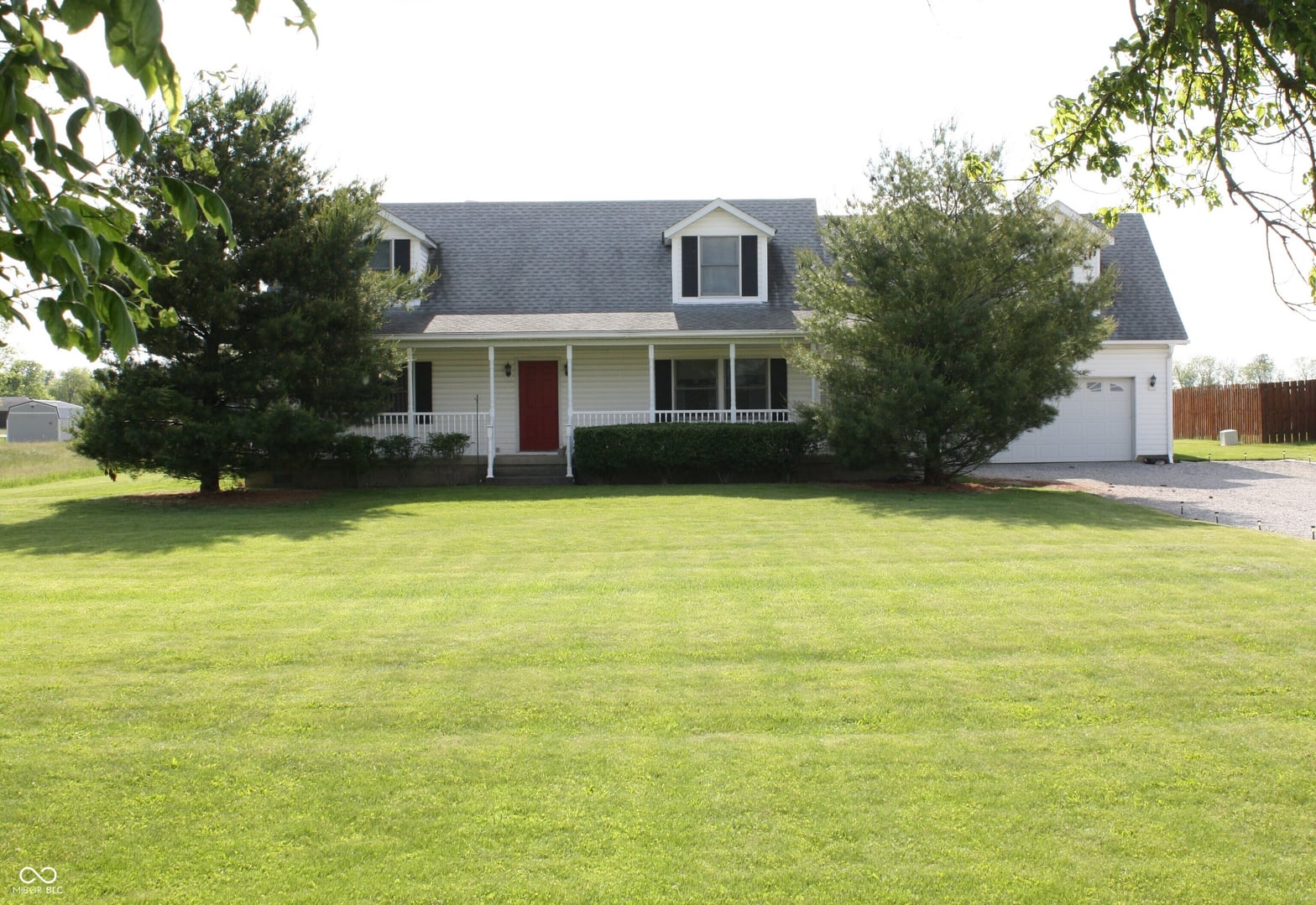 Front exterior at 6052 N Deckshire Lane, Shirley, IN