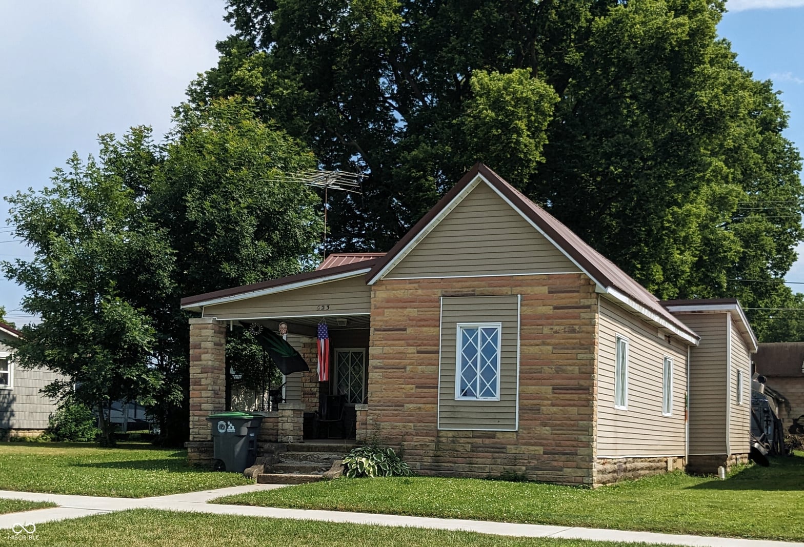 Front exterior at 523 E 8th Street, Rushville, IN