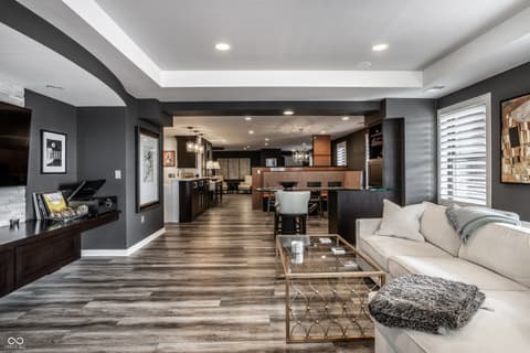 Photo of 350 N Meridian Street, Indianapolis, IN