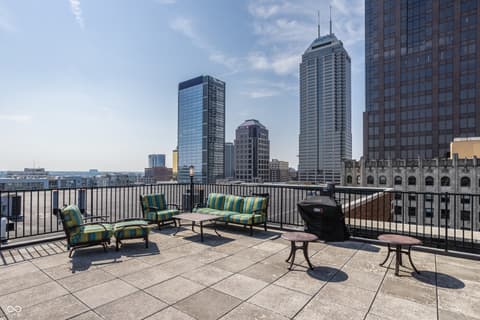 Photo of 350 N Meridian Street, Indianapolis, IN