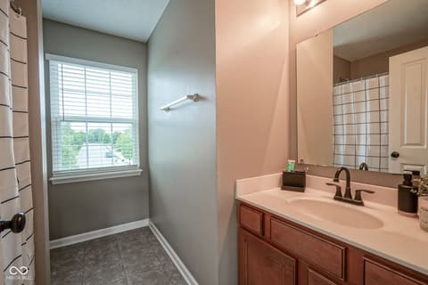 Photo of 13884 Wendessa Drive, Fishers, IN
