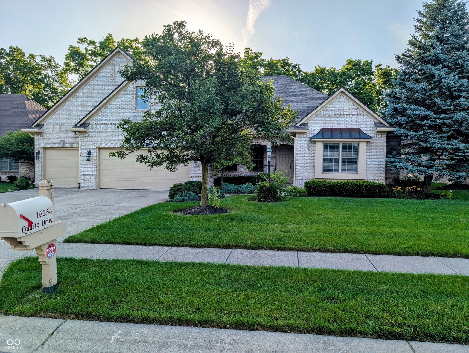 Front exterior at 16254 Quartz Drive, Noblesville, IN