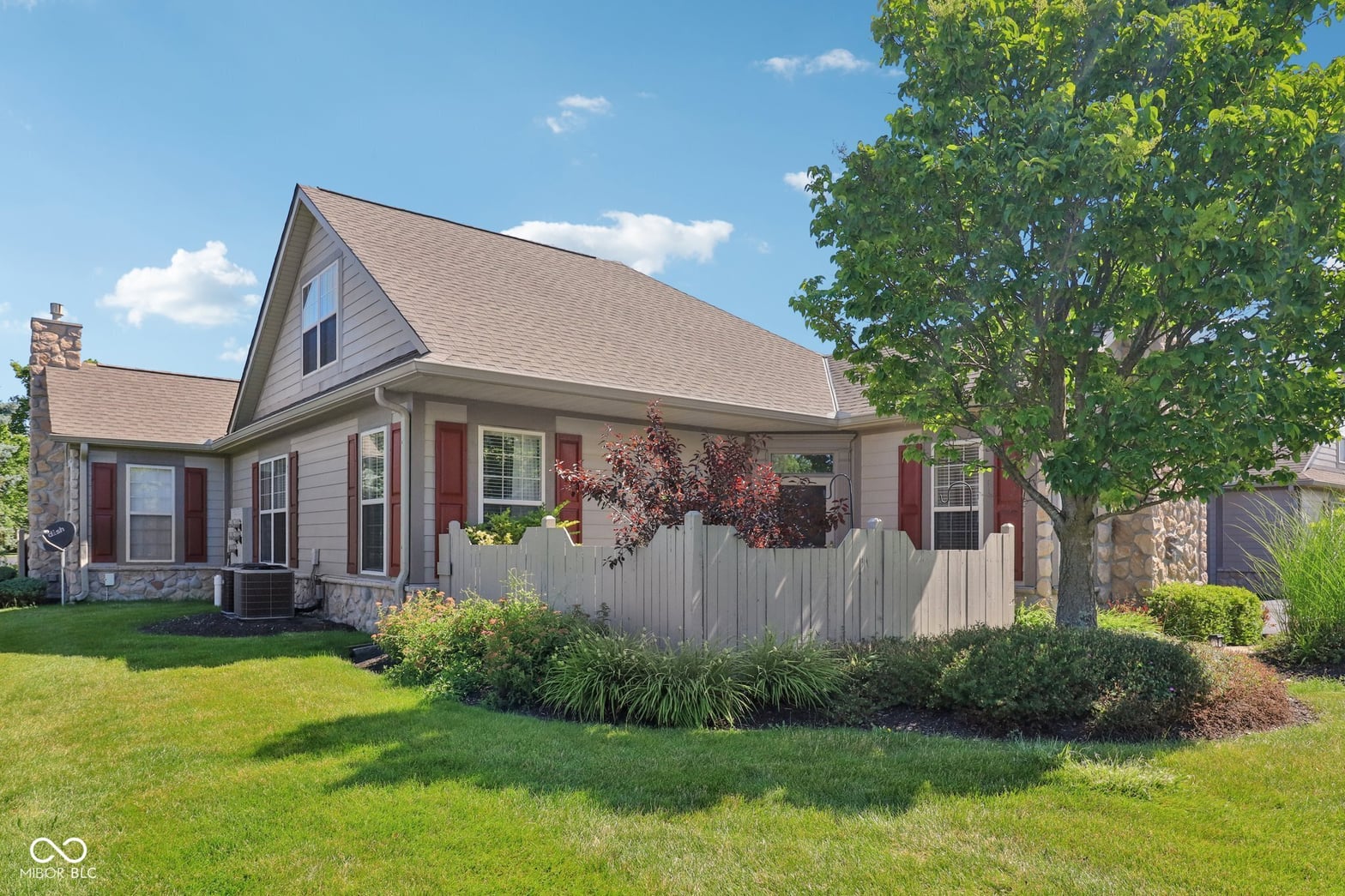 Photo of 16636 Brownstone Court, Westfield, IN