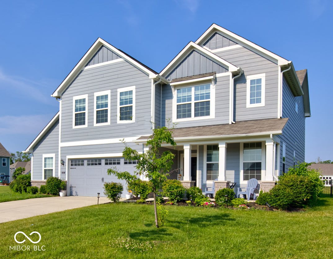 Front exterior at 5527 Mahogany Drive, Noblesville, IN