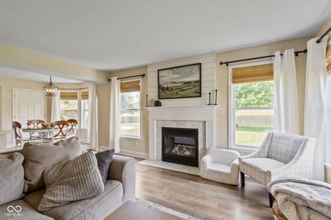 Photo of 5866 Mill Oak Drive, Noblesville, IN