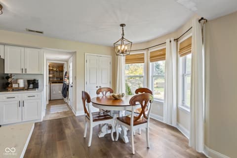 Photo of 5866 Mill Oak Drive, Noblesville, IN