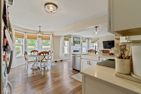 Photo of 5866 Mill Oak Drive, Noblesville, IN