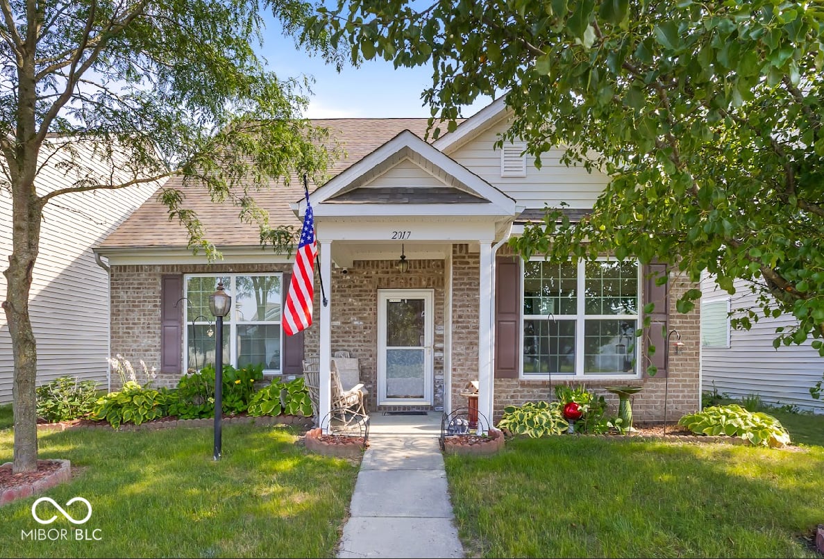 Photo of 2017 Shadow Creek Boulevard, Columbus, IN