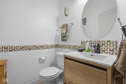 Bathroom at 2017 Shadow Creek Boulevard, Columbus, IN
