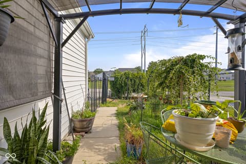 Yard at 2017 Shadow Creek Boulevard, Columbus, IN