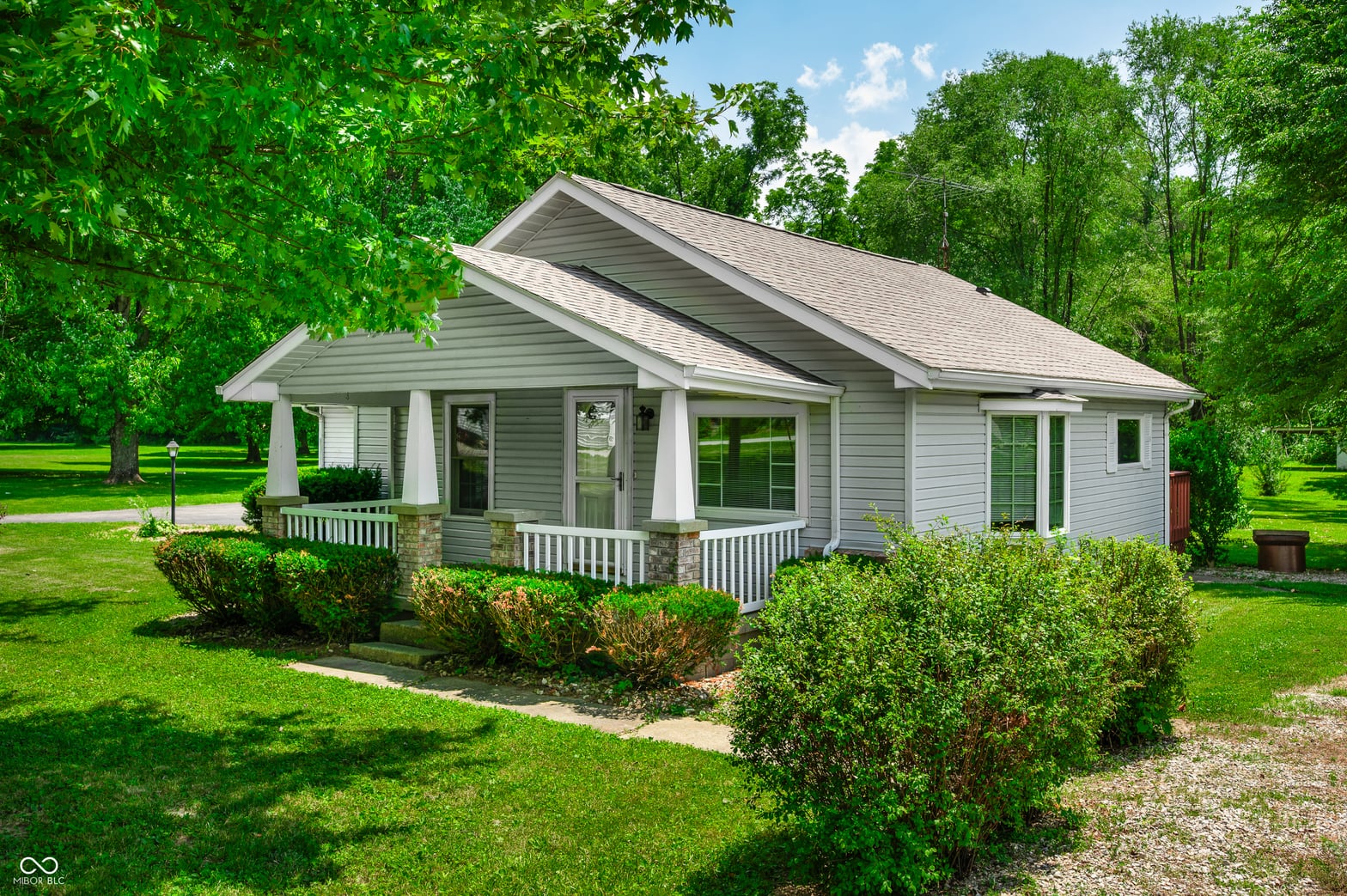 Front exterior at 4977 State Road 46 East E, Nashville, IN
