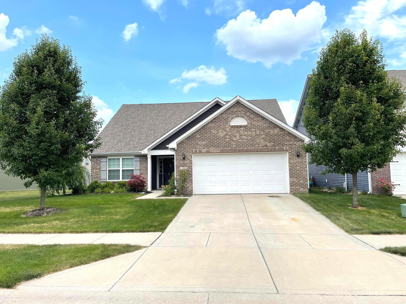 Front exterior at 722 Farnham Drive, Westfield, IN