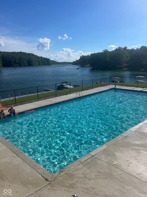 Pool at 3669 Glenwood Drive, Martinsville, IN